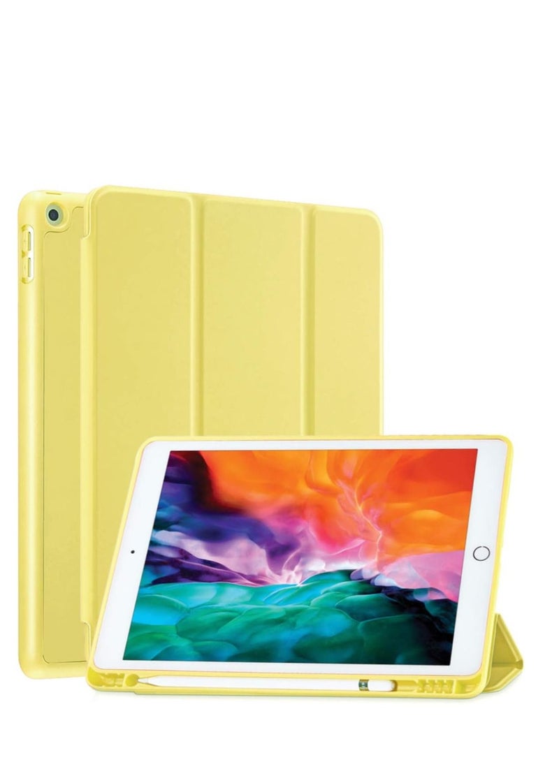 جينيكست جراب واقٍ رفيع وناعم من السيليكون بحامل ثلاثي الطي لهاتف Apple iPad 5th / 6th Generation 9.7 بوصة 2018/2017 - Image 1