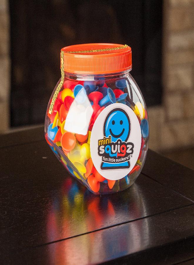 Fat Brain Toys Mini Squigz - Image 4