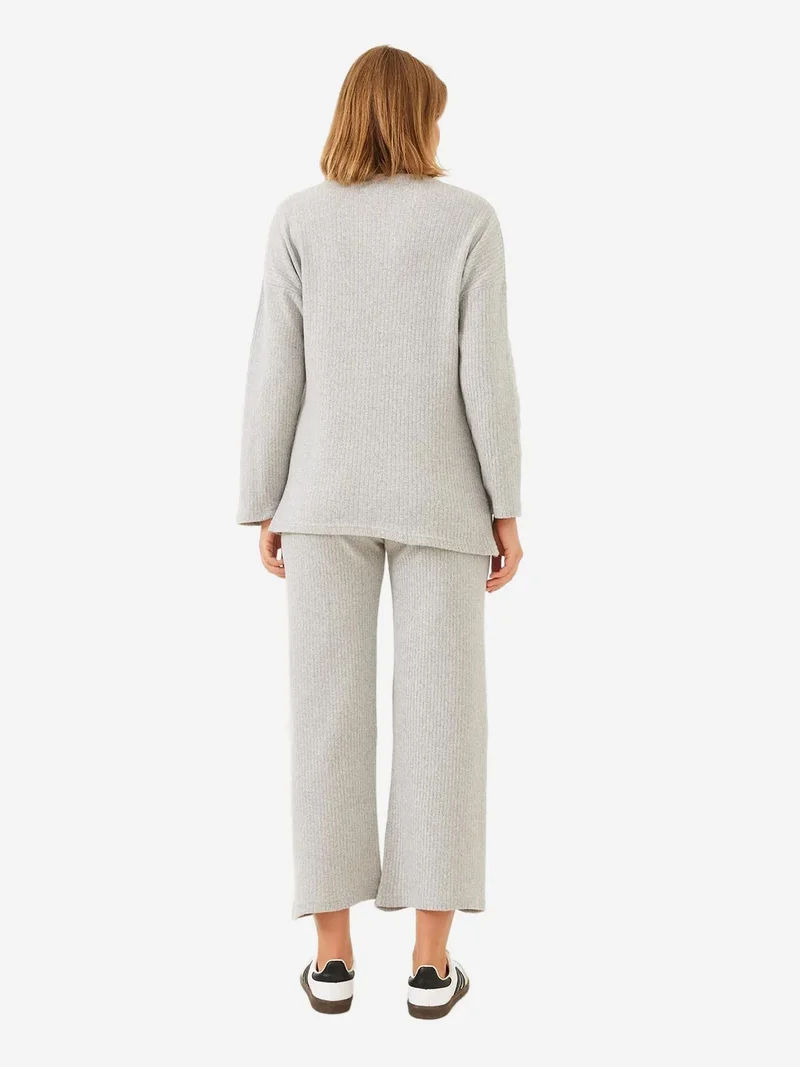 Bianco Lucci Grey LUCCI Ribbed Textured Crew Neck Sweater and Pants Set for Women | Best Price UAE