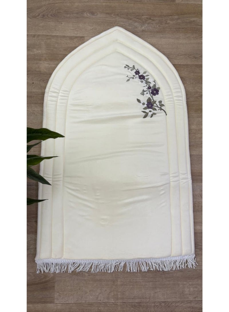 سمارت هوم طقم سجادة صلاة اسفنج مبطن مطرز مع شرشف صلاة مطرز مكسر خامة بارده ممتازة ناعمة  مع غطاء مصحف توفر لك الرحة - Image 2