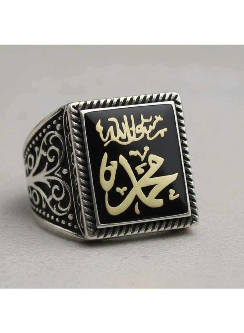 DubaiGallery خاتم فضة إسلامي للرجال مع نقش "محمد ﷺ" – خاتم ختم عتيق مصنوعة يدويًا من الفضة الاسترلينية مع خط عربي ذهبي "محمد رسول الله" – خاتم إسلامي عتيق من العقيق الأسود مع نقش ذهبي "محمد ﷺ" – مجوهرات دينية للرجال - Image 1