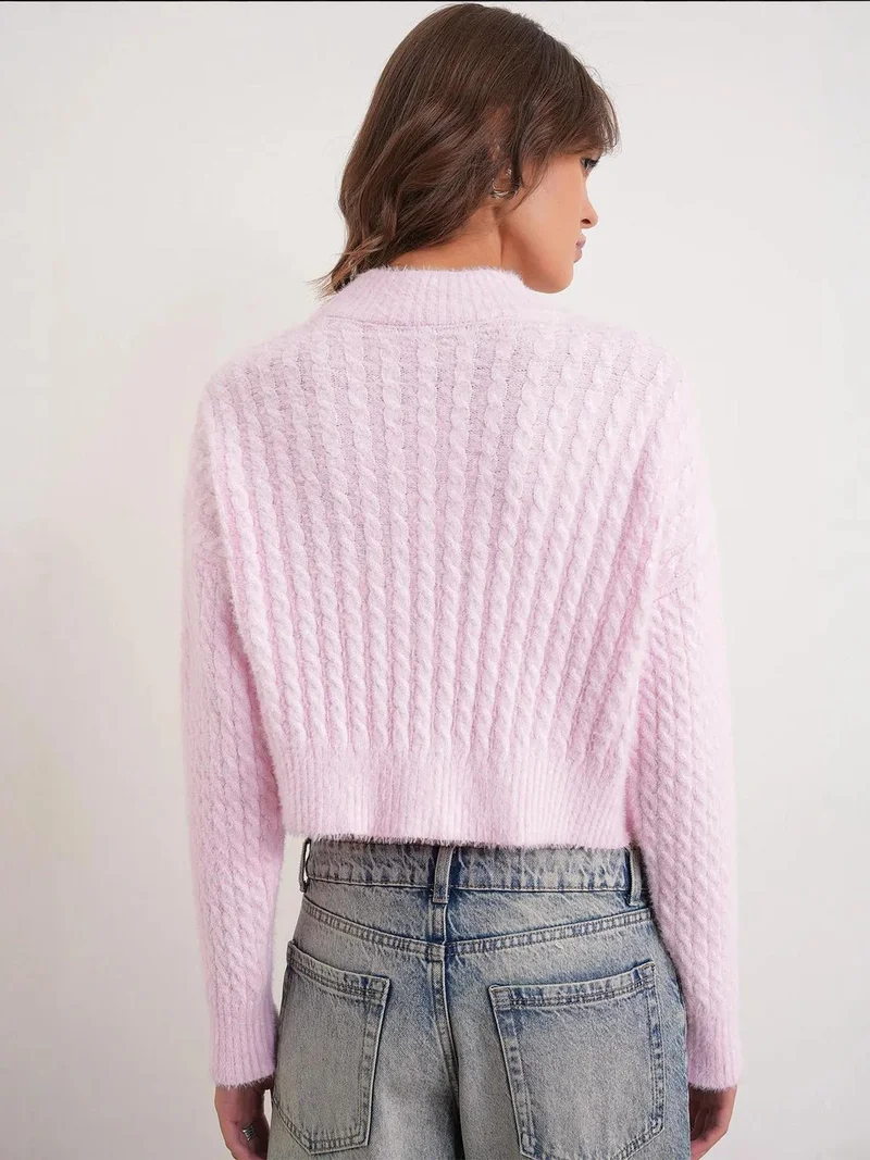 ميكسراي كنزة قصيرة بنقشة ضفائر محبوكة من ميكسراي