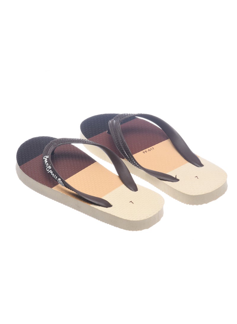 YUBISO Boys casual flip flops or slipper for indoor or outdoor use  - Image 2