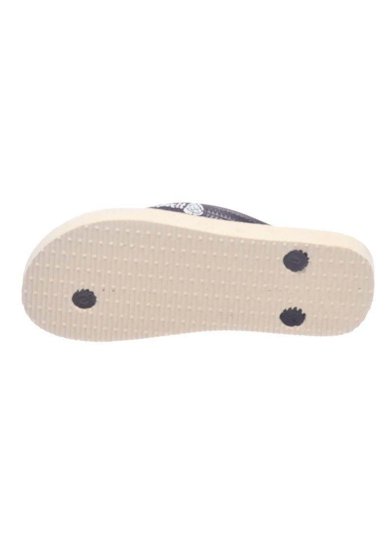 YUBISO Boys casual flip flops or slipper for indoor or outdoor use  - Image 3
