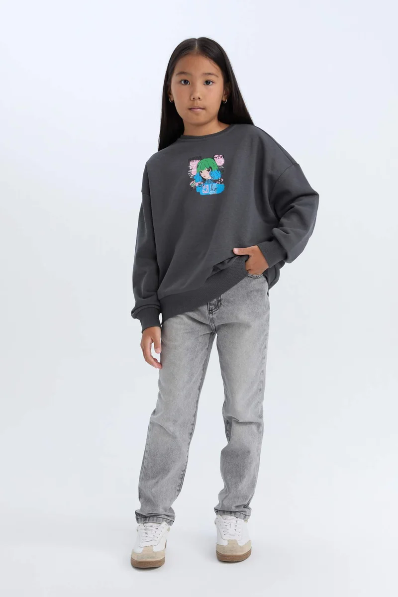 ديفاكتو Relax Fit Crew Neck Sweatshirt