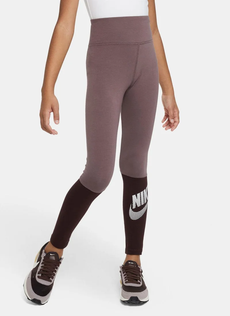 Nike Kids’ Sportswear Favourites Dance Leggings (Older Kids)