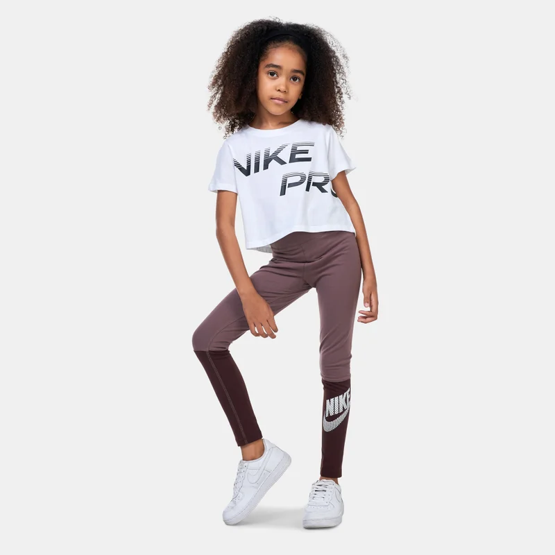 Nike Kids’ Sportswear Favourites Dance Leggings (Older Kids)