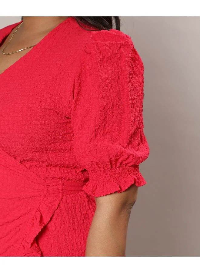 انستافاب بلس فستان نسائي باللون الأحمر القرمزي ملفوف عند الركبة