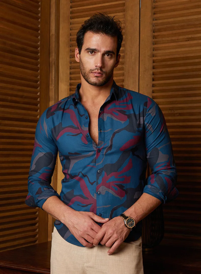 كامبوس سوترا Men's Midnight Blue Impressia Regular Shirt For Casual Wear | Spread Collar | Long Cuffed Sleeves | Button Closure | Shirt Crafted With Comfort Fit For Everyday Wear