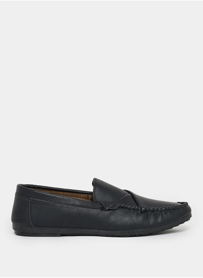ستايلي Fold Pleat Detail Slip On Loafers