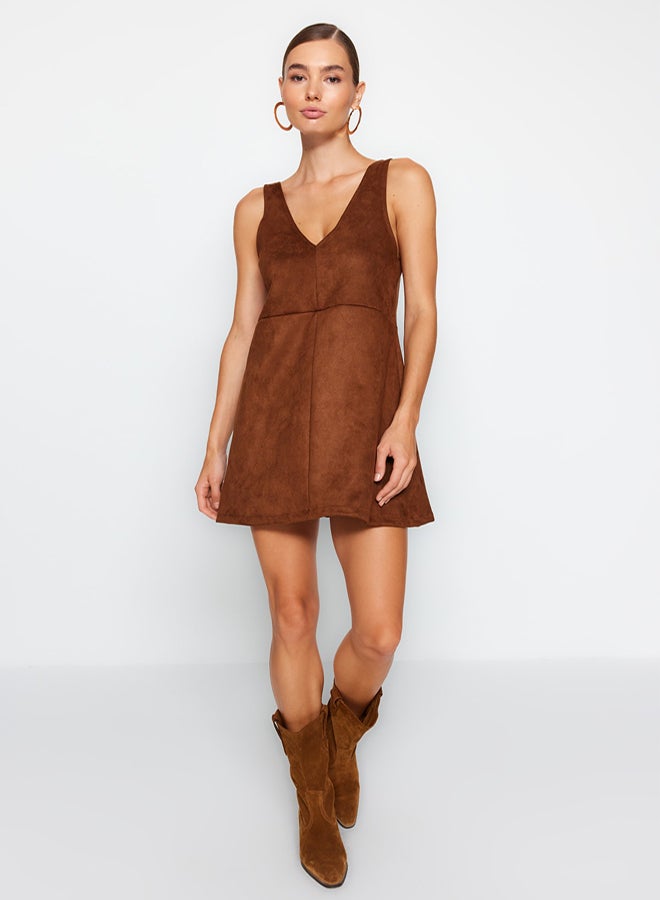 trendyol Brown V-Neck Gilet Suede Mini Knitted Dress TWOAW24EL00543 - Image 3