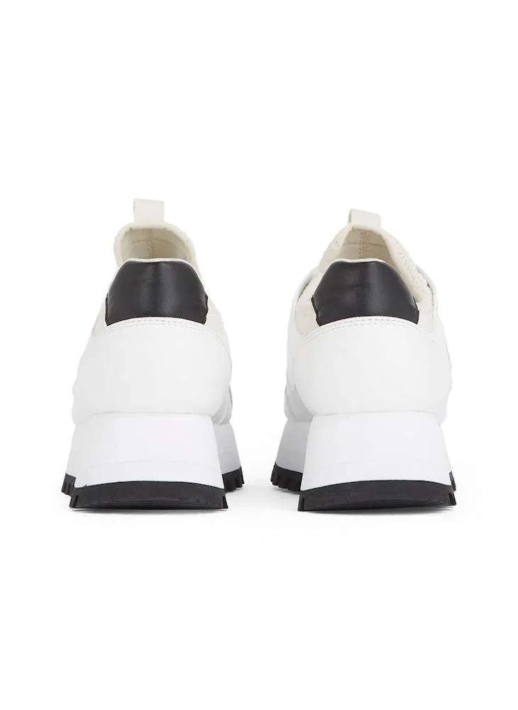 كالفن كلاين جينز Lace Up Low Top Sneakers