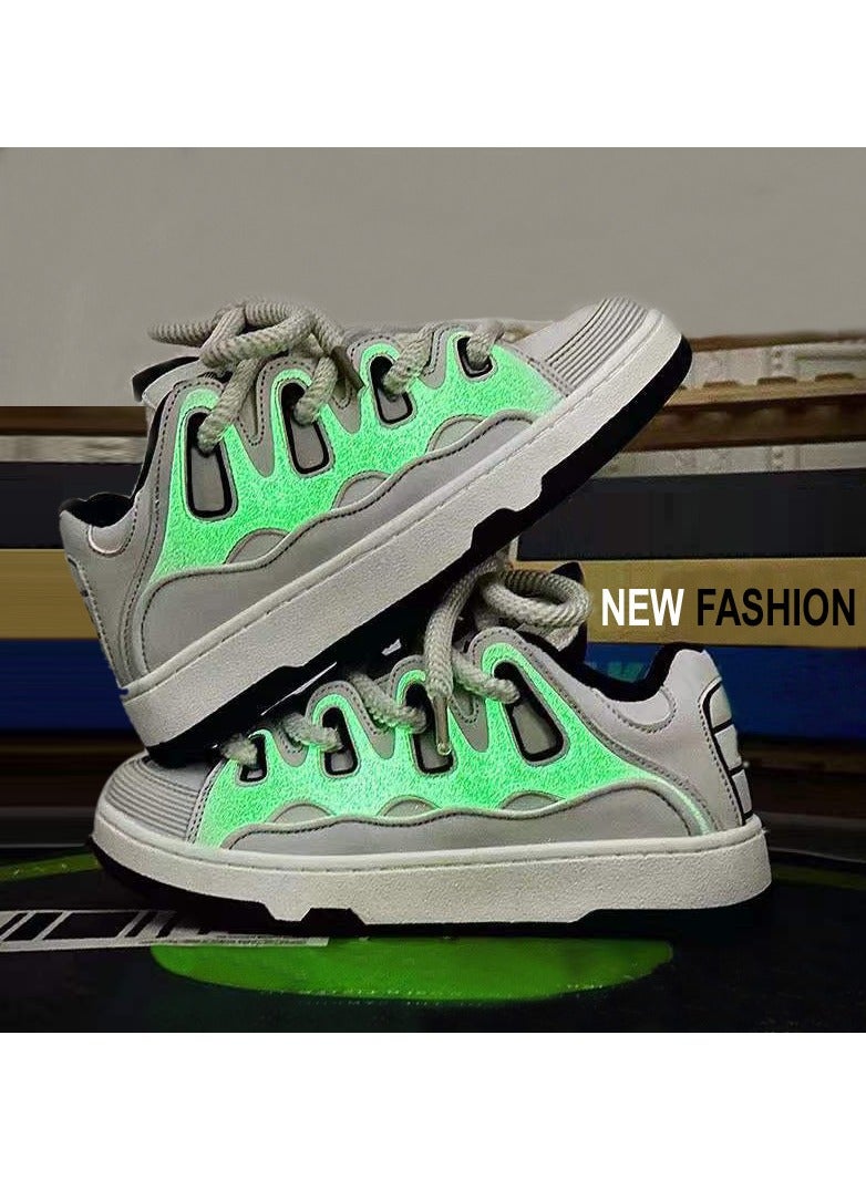 KUYING New Thick Sole Elevated Board Shoes  - Image 5