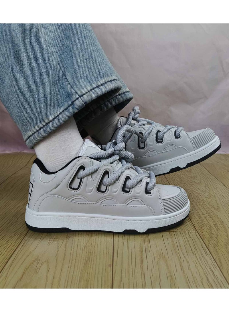 KUYING New Thick Sole Elevated Board Shoes  - Image 4
