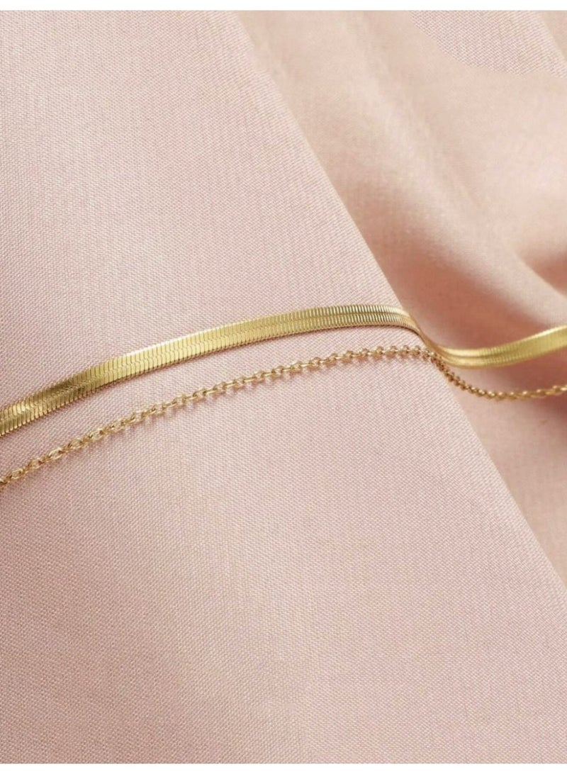veya A Set Of Two 18K Gold Plated Stainless Steel Anklets With A Minimal Feminine Design That Never Fades. - Image 4