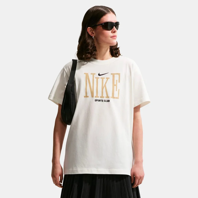 Nike Women's Sportswear Classic T-Shirt