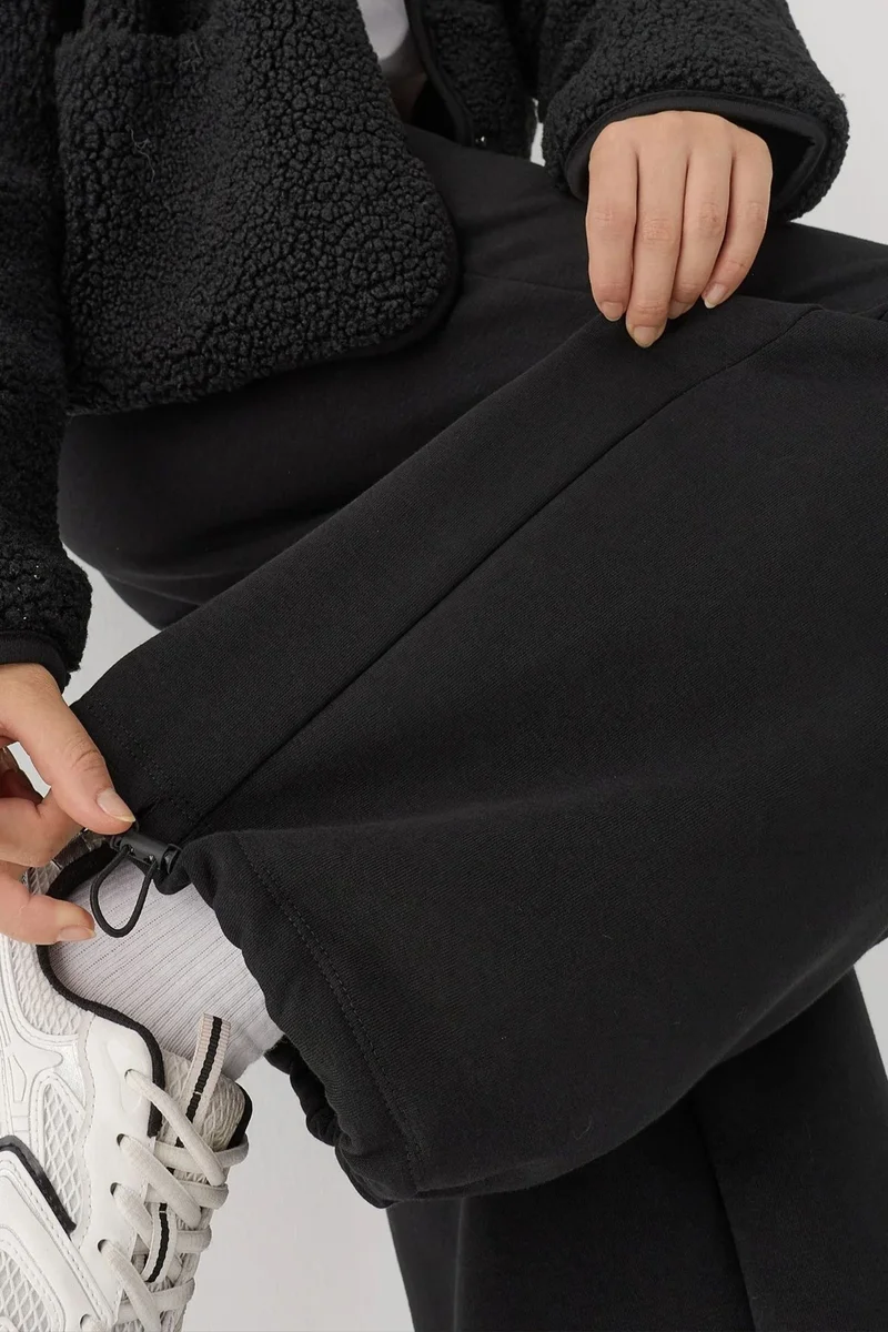 Hiccup Barrel Fit Basic Raised Sweatpants