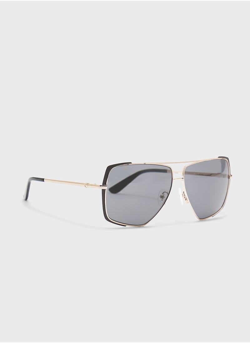 GUESS Gu0022002A62 Oversize Sunglasses  - Image 1