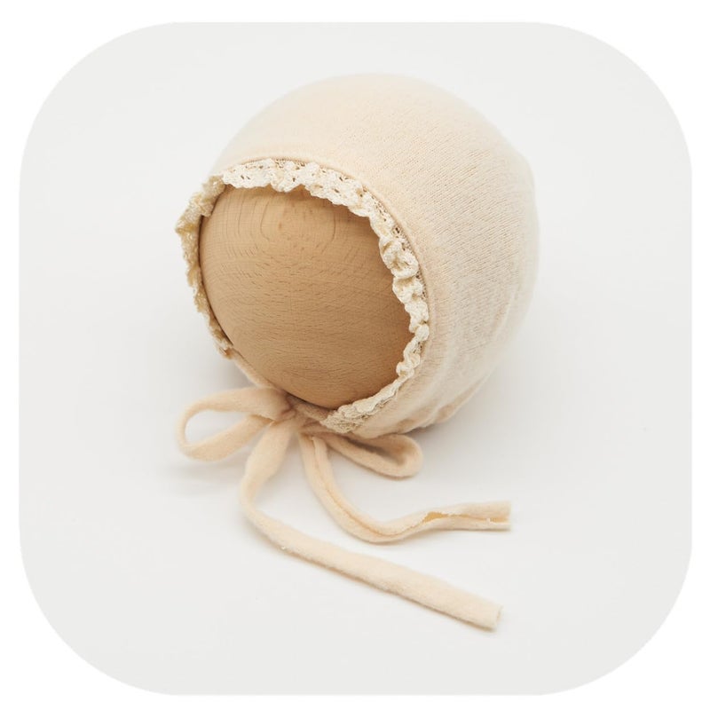 Vemonllas Newborn Photography Wrap Prop Newborn Photoshoot Outfits Ruffle Bonnet Baby Girl Boy Photo Lace Edge Hat Set (Bonnet and Wrap, Beige) - Image 3
