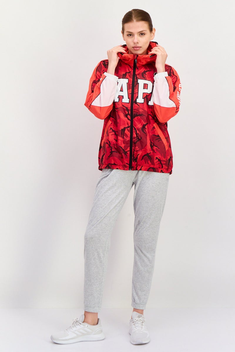 Aape By A Bathing Ape جاكيت واقي من الرياح للنساء بغطاء رأس بتصميم تمويهي، متعدد الألوان - Image 4