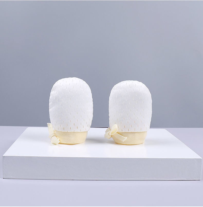 Newborn Ice Silk Anti-Scratch Gloves Drawstring Adjustable Anti-Scratch Face Newborn Baby Small Gloves Baby Products - Image 1
