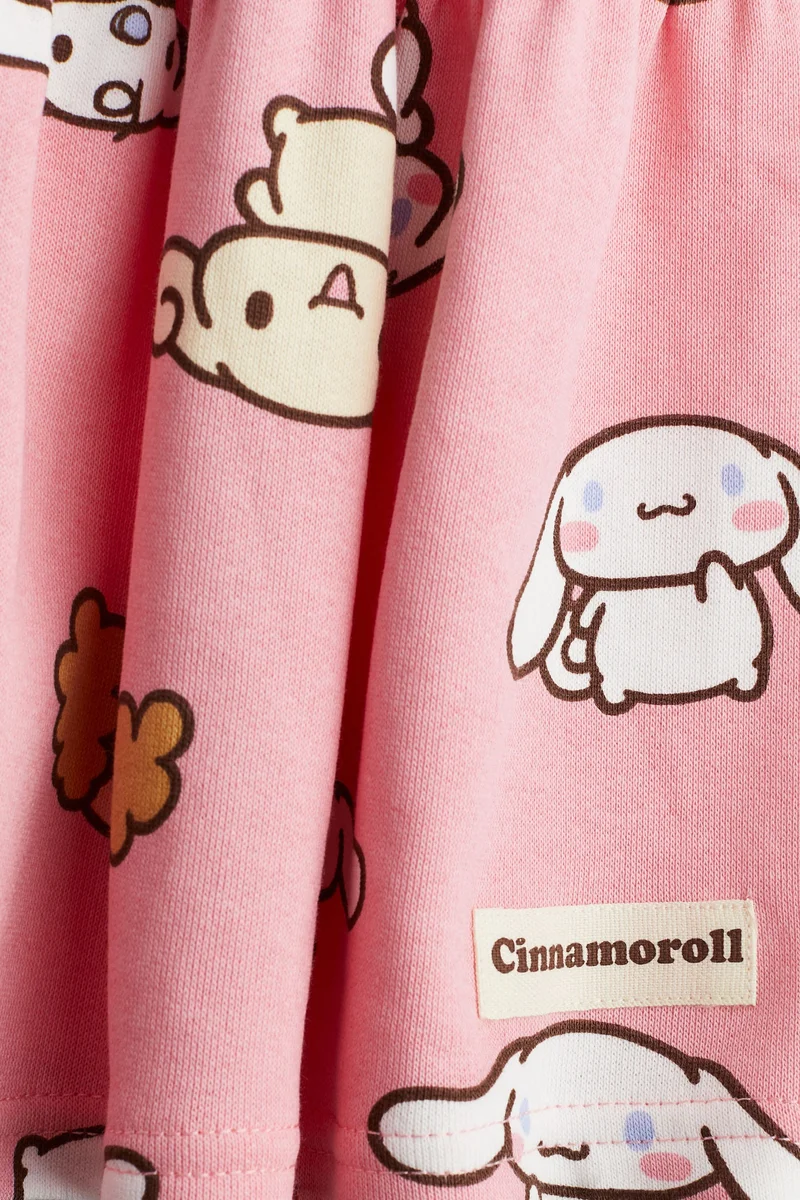 H&M Patterned sweatshirt skirt