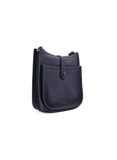 كابلي حقائب عصرية مصممة لتتناغم مع كل إطلالة.