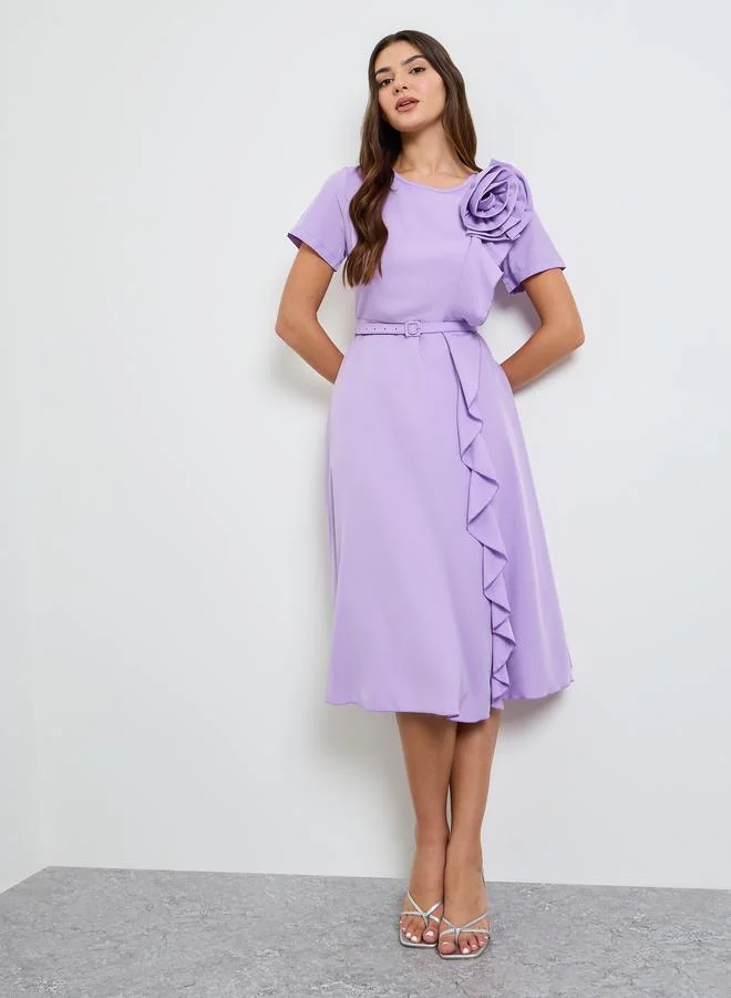 تايك تو Purple Corsage Detail Ruffle Midi Dress