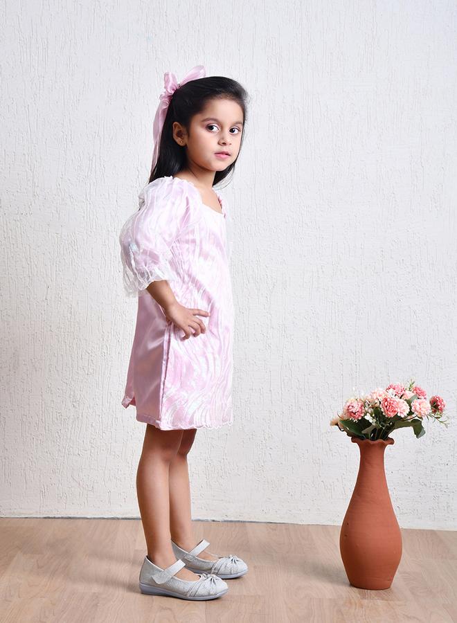 بيلا مودا فستان بأكمام أورجانزا - Image 4