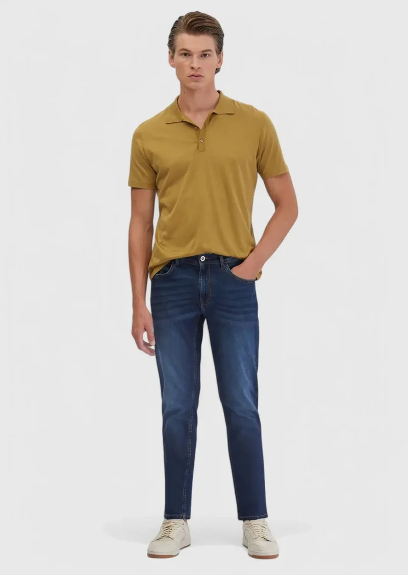 رامسي بنطال جينز أزرق داكن بقصة ضيقة مصنوع من مزيج القطن