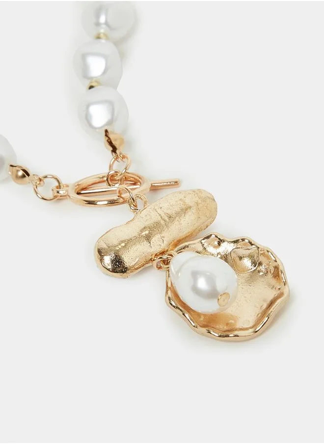 Styli Faux Pearl All Over Necklace