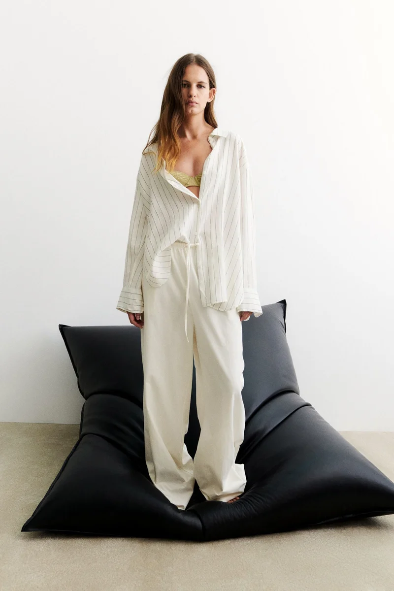 اتش اند ام قميص من مزيج الكتان