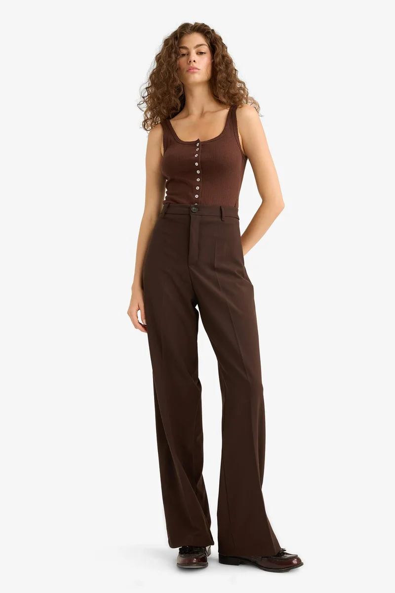 ديفاكتو Slim Fit Button Neck Tank Top