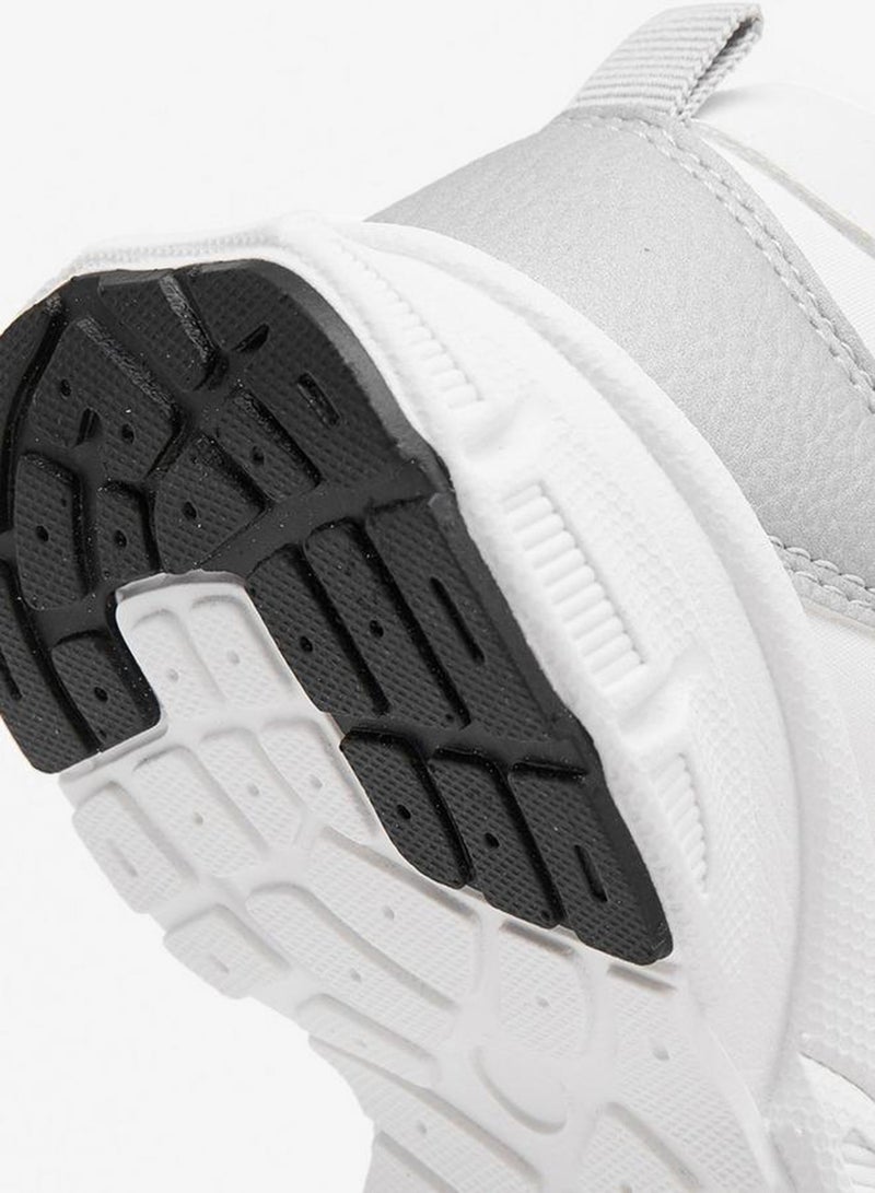 جونيورز حذاء رياضي بناتي بشريط لاصق - Image 3