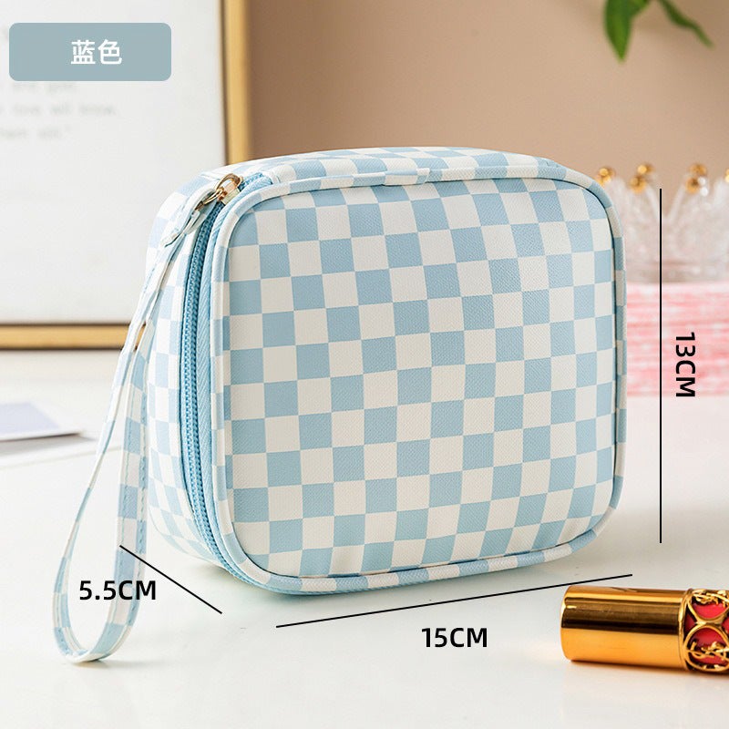 Beilian sanitary napkin storage bag high-value small size portable lipstick storage bag travel aunt towel storage bag wholesale BLUE CHECK