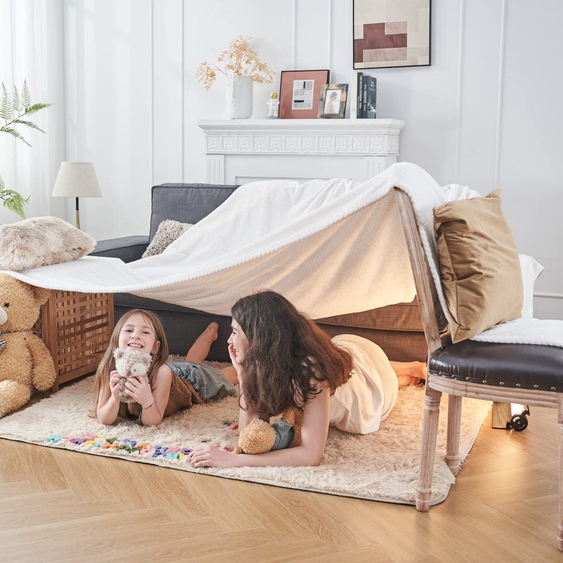 Newcosplay Super Super King Blanket Ivory Premium Silky Flannel Leaves Leaves Beach Blegh Lightweight Bed All Asse Season (Ivory King (90 "" x110 ""))