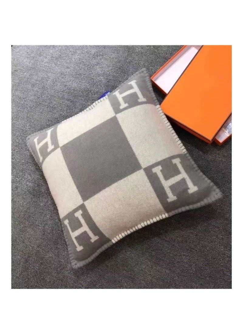 Soft Fleece Blanket for Office Naps  CampingPillowcase gray (excluding pillow core) Pillowcase gray (excluding pillow core) - pzsku/Z4C0072E80BA9492FE8A8Z/45/_/1724426317/f117d0cb-5088-4b37-812b-ac50d87ab332