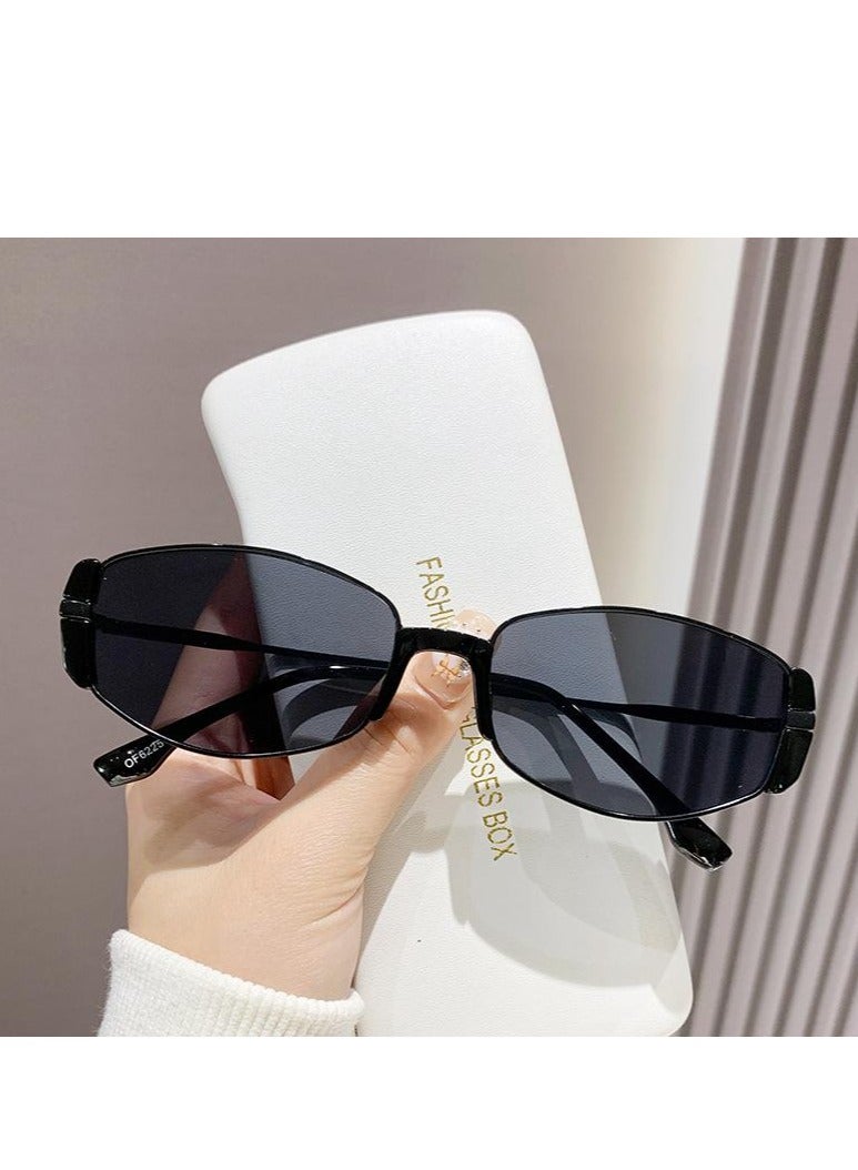Stylish Vintage Women Sunglasses - Image 5