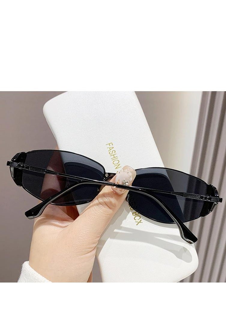 Stylish Vintage Women Sunglasses - Image 2