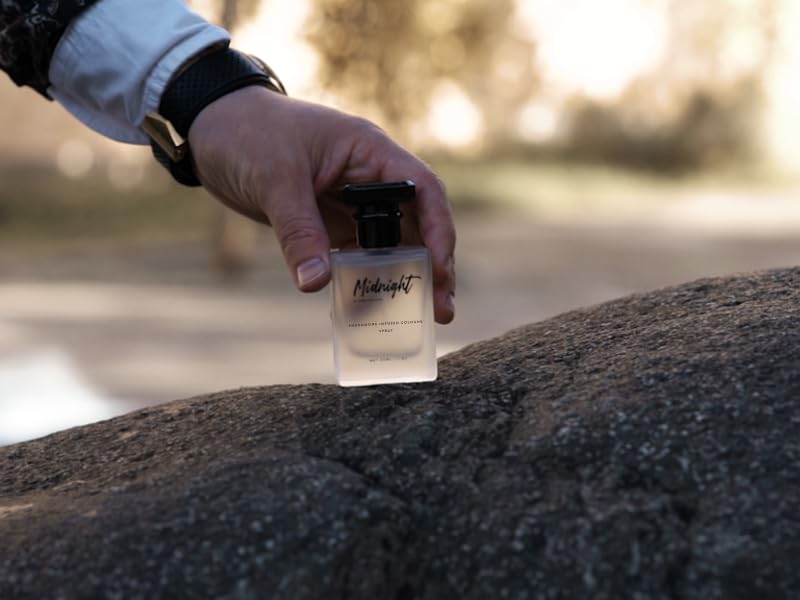 RawChemistry Midnight Pheromone Infused Cologne for Men â€“ Men's Cologne Spray Infused with Pheromones â€“ Midnight Fragrance for Men â€“ Mens Perfume with Feromonas â€“ Perfume con Feromonas para Hombre