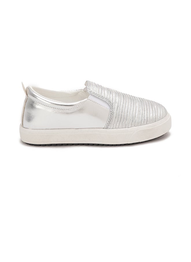 ZELDA Fashionable Slip on  - Image 3