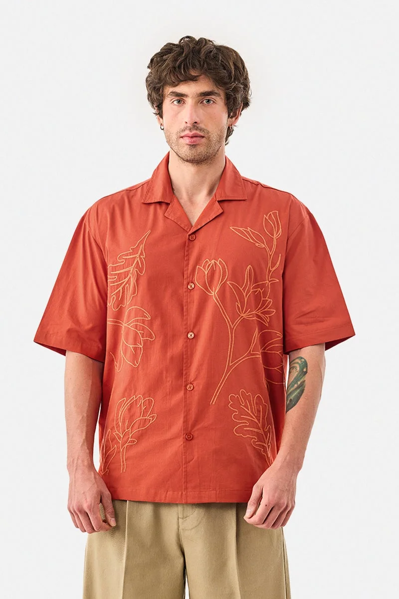 سنيتش قميص مطرز بقصة صندوقية