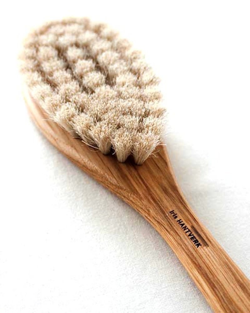 IRIS Horsehair Oak Bath Brush - Gentle Cleansing - Bath & Body - Image 3
