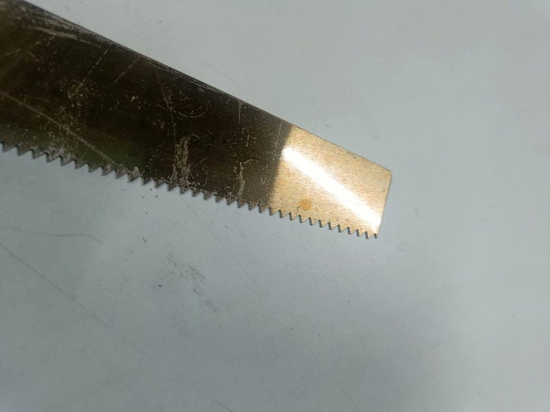FTE Metal Handle Saw 14inches Carbon Steel Saw Hardened Steel blades Professionals Craftsmen Wood and Plywood Cutting Pack of 1  - Image 2