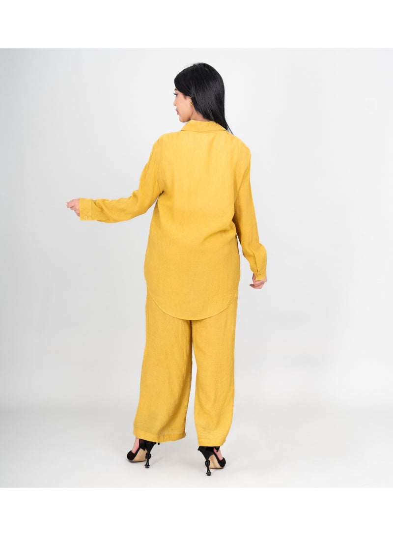 اكسا طقم عصري قطعتين قميص وبنطلون مطرز بأوراق ملونة أصفر - Image 4