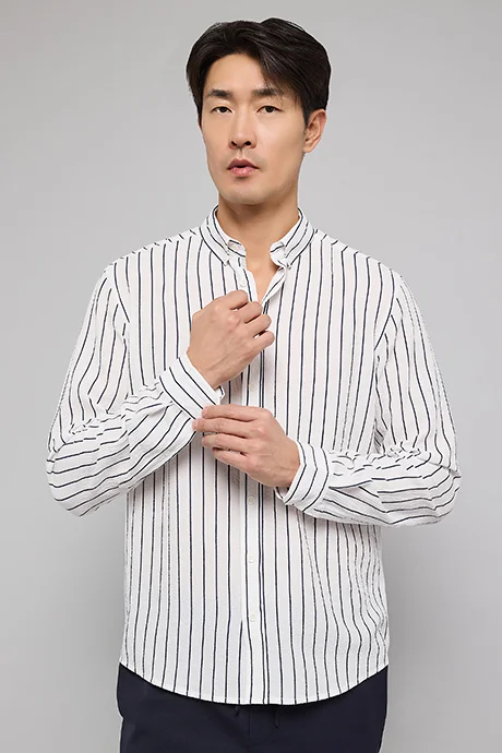 R&B Striped Shirt with Button-Down Collar and Long Sleeves