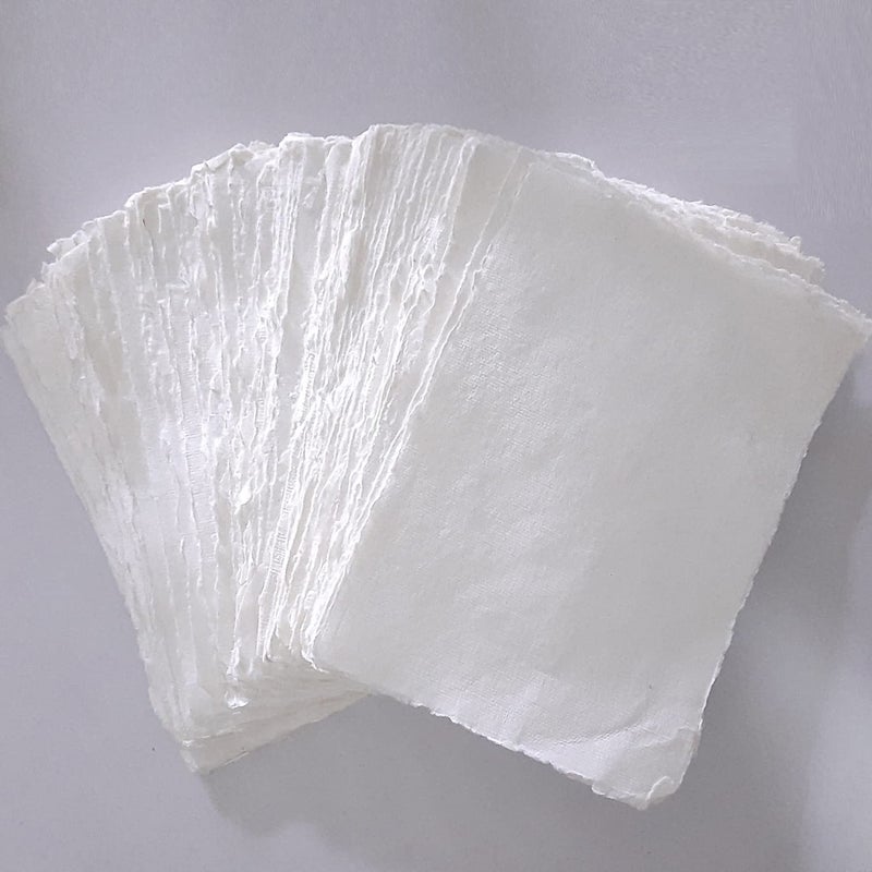 Etailor E-Tailor Handmade Cotton Paper Deckle Edge Loose Leaf Sheets 130 GSM Ivory White (5x7, Ivory-1-Pack of 50) - Image 1