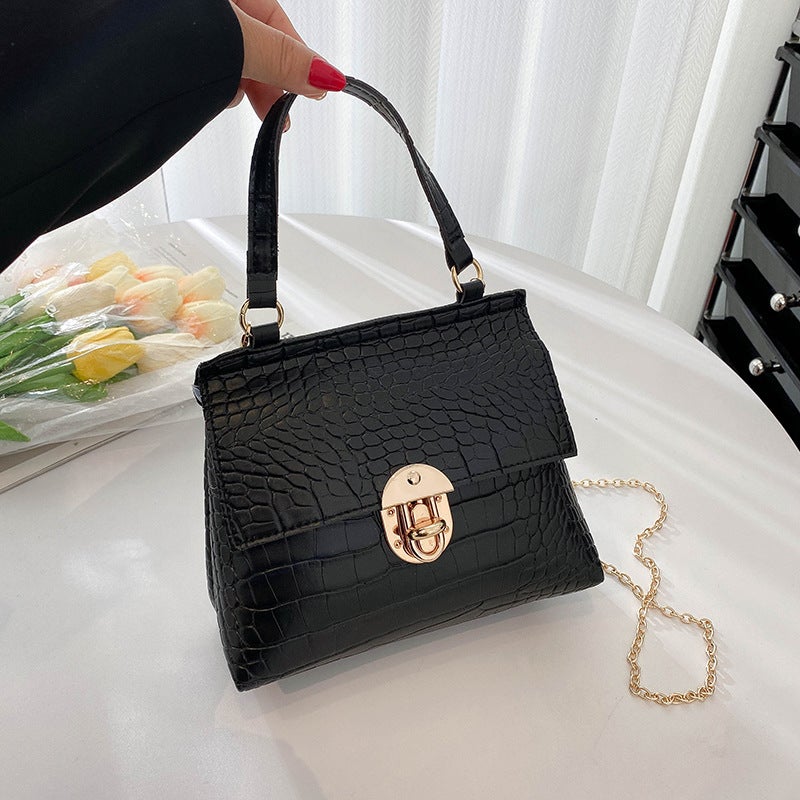 2022 Fashion Women'S Handbag Crocodile Pattern Shoulder Crossbody Bag Chain Lock Small Bag - Image 1