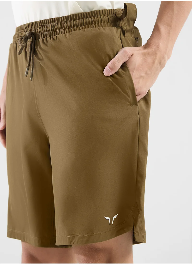 سكوات وولف 9" Essential Pro Shorts