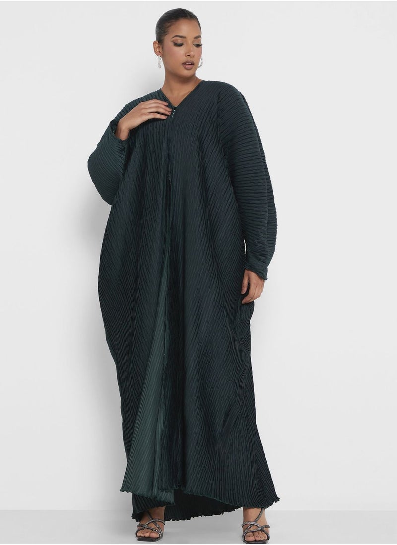 hayas closet - V-Neck Pleated Abaya - Image 1